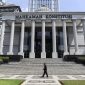 Pada 29 April 2025, Mahkamah Konstitusi (MK) Republik Indonesia mengeluarkan putusan penting terkait Undang-Undang Nomor 1 Tahun 2024 tentang Informasi dan Transaksi Elektronik (UU ITE).