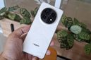 Oppo Find N5, smartphone lipat tertipis di dunia, telah resmi diluncurkan di Indonesia pada April 2025.