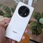 Oppo Find N5, smartphone lipat tertipis di dunia, telah resmi diluncurkan di Indonesia pada April 2025.