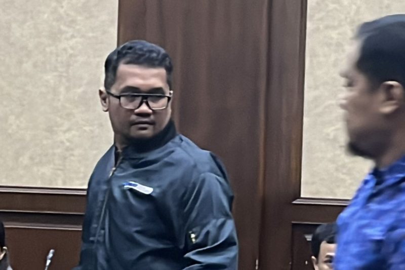 Komisi Pemberantasan Korupsi (KPK) terus menggali fakta dalam kasus suap yang melibatkan buronan Harun Masiku dan Sekretaris Jenderal PDI Perjuangan,