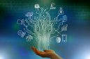 Tahun 2025 menandai era baru dalam evolusi internet dengan munculnya integrasi antara Artificial Intelligence (AI) dan Internet of Things (IoT), yang dikenal sebagai AIoT.