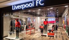 Liverpool FC secara resmi meluncurkan koleksi eksklusif untuk memperingati 20 tahun momen legendaris “Miracle of Istanbul” di Indonesia.