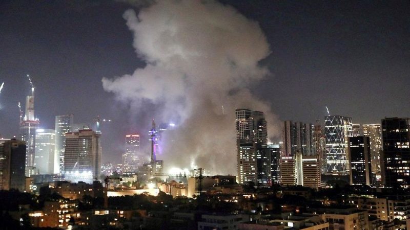 Dalam eskalasi terbaru konflik Timur Tengah, Amerika Serikat ke mbali menunjukkan komitmennya sebagai sekutu utama Israel.