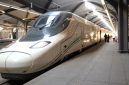 Kereta api di Arab Saudi memainkan peran vital dalam mengangkut jutaan jamaah selama musim haji setiap tahunnya.