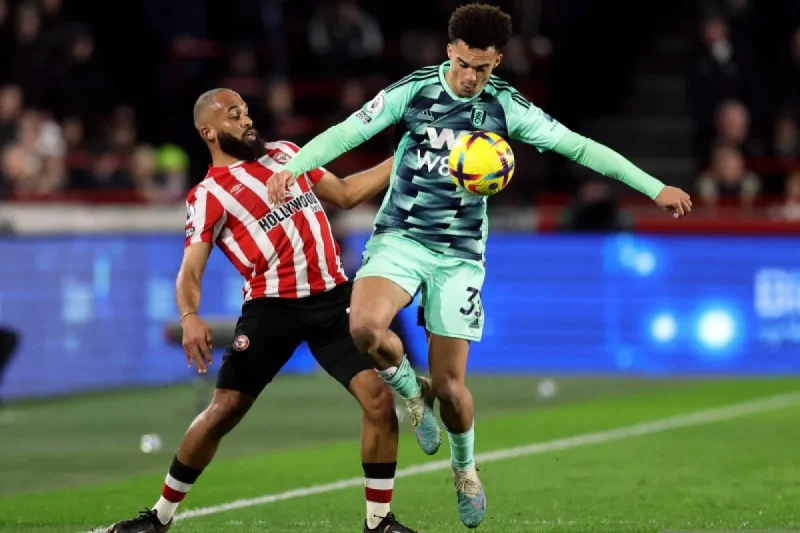 Manchester United tengah aktif di bursa transfer musim panas ini dan dikabarkan telah mengajukan tawaran resmi untuk mendatangkan penyerang Brentford, Bryan Mbeumo.