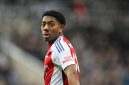 Myles Lewis‑Skelly, 18 tahun, resmi menandatangani kontrak baru jangka panjang bersama Arsenal hingga musim panas 2030.