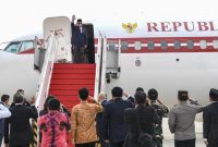 Menteri Pertahanan Republik Indonesia, Prabowo Subianto, melakukan kunjungan kenegaraan ke Singapura sebagai bagian dari upaya mempererat kerja sama strategis antara kedua negara.