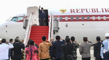 Menteri Pertahanan Republik Indonesia, Prabowo Subianto, melakukan kunjungan kenegaraan ke Singapura sebagai bagian dari upaya mempererat kerja sama strategis antara kedua negara.