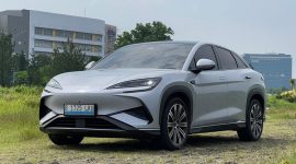 Pasar mobil listrik di Indonesia semakin semarak dengan peluncuran Wuling New Binguo EV pada Juli 2025. Sebagai bagian dari komitmen Wuling Motors untuk mendukung mobilitas ramah lingkungan,