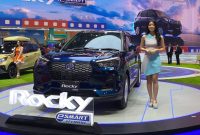 Daihatsu Rocky Hybrid telah menjadi sorotan di pasar otomotif Indonesia sejak peluncurannya di GIIAS 2025. Sebagai SUV kompak dengan teknologi hybrid,