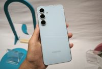 Samsung kembali menggebrak pasar smartphone Indonesia dengan kehadiran Samsung Galaxy S25 FE (Fan Edition),