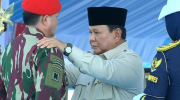 Pada tanggal 10 Agustus 2025, Presiden Republik Indonesia, Prabowo Subianto, melantik tiga panglima baru untuk memimpin pasukan elite Tentara Nasional Indonesia (TNI) dalam sebuah Upacara Gelar Pasukan Operasional dan Kehormatan Militer di Pusat Pendidikan dan Latihan Pasukan Khusus (Pusdiklatpassus),
