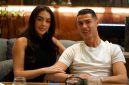 Kisah cinta Cristiano Ronaldo dan Georgina Rodriguez telah menjadi sorotan publik sejak mereka pertama kali bertemu pada tahun 2016.