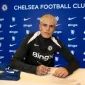 Chelsea membuat kejutan besar di bursa transfer dengan resmi mengumumkan perekrutan Alejandro Garnacho dari Manchester United.