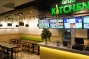 Cloud Kitchen atau virtual kitchen adalah model bisnis restoran yang hanya fokus pada layanan pesan-antar tanpa ruang makan fisik, sehingga memangkas biaya sewa lokasi dan layanan langsung.