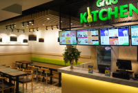 Cloud Kitchen atau virtual kitchen adalah model bisnis restoran yang hanya fokus pada layanan pesan-antar tanpa ruang makan fisik, sehingga memangkas biaya sewa lokasi dan layanan langsung.