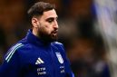 Gianluigi Donnarumma kini tengah berada di tahun terakhir kontraknya bersama PSG, yang akan habis pada Juni 2026.