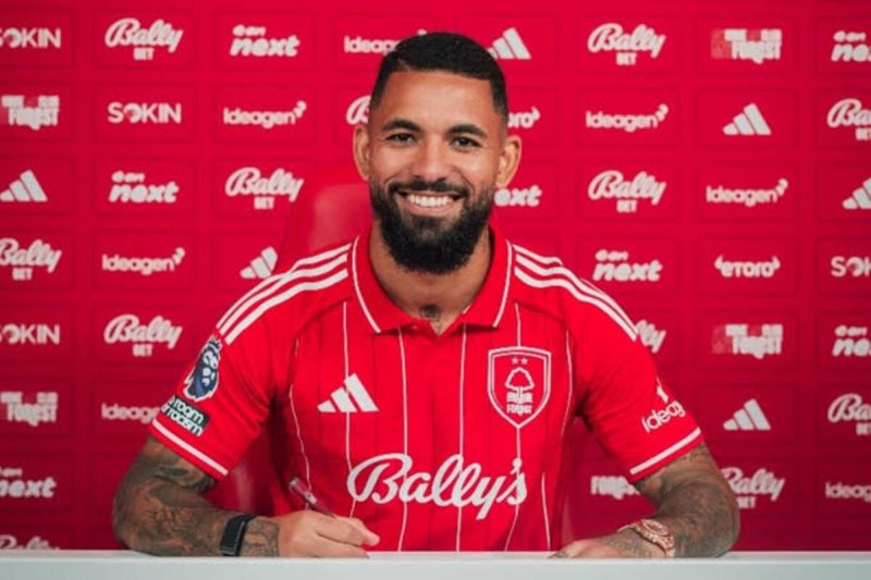 Nottingham Forest akhirnya meresmikan kedatangan Douglas Luiz dari Juventus pada bursa transfer musim ini.