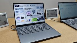Chromebook adalah jenis laptop yang menjalankan sistem operasi Chrome OS, yang dikembangkan oleh Google. 