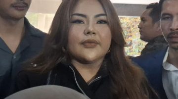 Kasus hukum yang melibatkan selebgram Lisa Mariana dan mantan Gubernur Jawa Barat, Ridwan Kamil, terus menjadi sorotan publik.