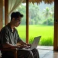 Di era digital saat ini, tren workation atau traveling sambil kerja semakin populer, terutama di kalangan generasi muda dan pekerja lepas.
