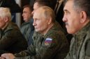 Rusia dan Belarus baru-baru ini menggelar latihan militer gabungan besar bernama Zapad-2025 yang termasuk simulasi penggunaan senjata nuklir taktis, memicu kepanikan di kalangan negara anggota NATO.