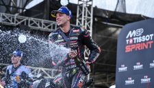 Dalam dunia MotoGP yang penuh persaingan sengit, Aprilia Racing muncul sebagai penantang serius bagi raksasa Italia, Ducati,
