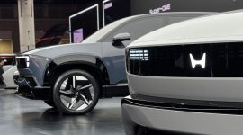 Di tengah serbuan ganas produsen kendaraan listrik (EV) asal Tiongkok seperti BYD dan NIO yang menguasai pasar global, Presiden Honda Motor,