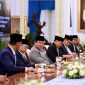 Presiden Prabowo Subianto menunjukkan komitmen kuatnya terhadap reformasi institusi kepolisian dengan meresmikan Komisi Percepatan Reformasi Kepolisian Negara Republik Indonesia (Polri) pada Jumat (7/11/2025) kemarin.