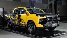 Di dunia modifikasi otomotif Indonesia, Toyota Hilux selalu menjadi primadona bagi para modder yang menginginkan keseimbangan antara gaya urban dan ketangguhan off-road.