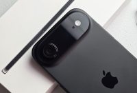 Akhir tahun 2025 membawa kabar gembira bagi penggemar Apple di Indonesia: harga iPhone Air (varian ultra-tipis dari seri iPhone 17) mengalami penurunan signifikan hingga Rp 3,25 juta untuk semua kapasitas penyimpanan.