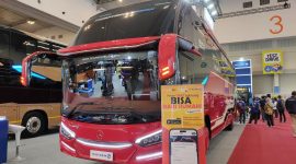 Menjelang libur Natal 2025 dan Tahun Baru 2026 (Nataru), permintaan tiket bus Antar Kota Antar Provinsi (AKAP) meningkat signifikan,