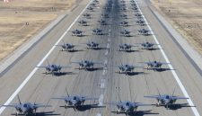 Ketegangan antara Amerika Serikat dan Iran kembali menjadi fokus perhatian dunia pada awal tahun 2026, ketika kemungkinan serangan militer terhadap Republik Islam itu terangkat ke permukaan.