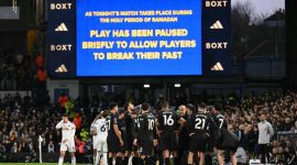 Klub Premier League Leeds United secara resmi mengeluarkan imbauan kepada para suporternya untuk menghormati jeda singkat.