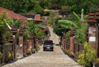 Di tengah karst Gunungkidul yang ikonik, ada sebuah dusun kecil bernama Wotawati (di Kalurahan Pucung, Kapanewon Girisubo, Kabupaten Gunungkidul, Yogyakarta)