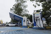 Mudik Lebaran 2026 semakin ramai dengan pengguna mobil listrik (EV). PT PLN (Persero) memperkirakan lonjakan signifikan,