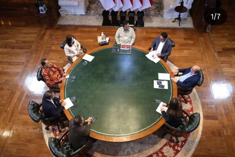 Presiden Prabowo Subianto menggelar pertemuan diskusi intensif dengan sejumlah jurnalis senior,