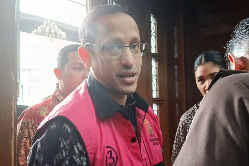 Mantan Menteri Pendidikan, Kebudayaan, Riset, dan Teknologi (Mendikbudristek) Nadiem Anwar Makarim kembali menjalani operasi medis.