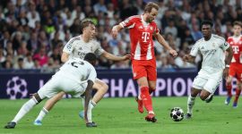 Real Madrid harus menelan kekalahan mengejutkan di kandang sendiri saat menjamu Bayern Munchen dalam laga leg pertama.