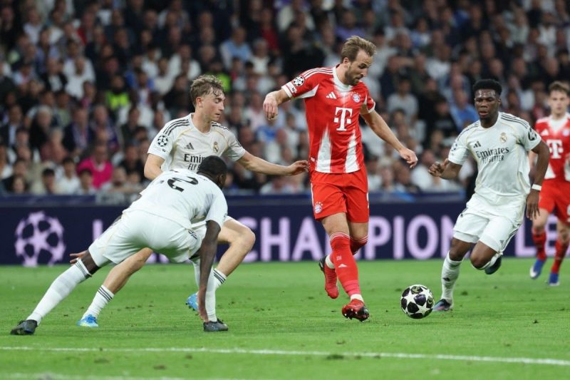Real Madrid harus menelan kekalahan mengejutkan di kandang sendiri saat menjamu Bayern Munchen dalam laga leg pertama.