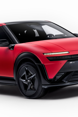 Hyundai Ioniq 3 Resmi Debut, Hatchback Listrik Kompak dengan Jarak Tempuh Unggulan