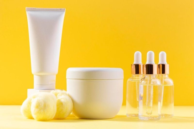 Merkuri (mercury) sering kali menjadi bahan “ajaib” yang ditambahkan pada produk skincare, terutama krim pemutih wajah.