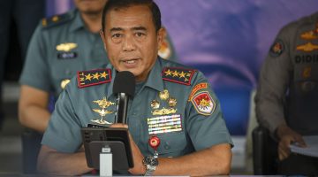 Komando Armada I TNI Angkatan Laut berhasil menggagalkan upaya penyelundupan mineral bernilai miliaran rupiah di perairan Batam.