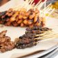 Idul Adha identik dengan penyembelihan hewan kurban dan pembagian daging. Namun, di balik kebahagiaan tersebut,