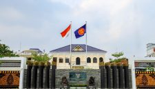 Tentara Nasional Indonesia (TNI) kembali menunjukkan peran aktifnya dalam menjaga stabilitas kawasan Asia Tenggara.