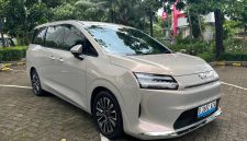 Wuling Cortez Darion EV adalah MPV listrik 7-seater yang dirancang untuk keluarga Indonesia modern. Diluncurkan sebagai bagian.