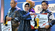 Kementerian Dalam Negeri menganugerahkan Penghargaan Pemda Berprestasi 2026 kepada tiga kota di Pulau Sulawesi atas keberhasilan mereka.