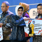 Kementerian Dalam Negeri menganugerahkan Penghargaan Pemda Berprestasi 2026 kepada tiga kota di Pulau Sulawesi atas keberhasilan mereka.