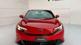 Sebuah unit Honda Prelude generasi kelima (1997–2001) berhasil terjual dengan harga fantastis mencapai Rp1,4 miliar.