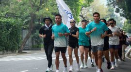 Dalam beberapa tahun terakhir, lari telah berkembang dari sekadar olahraga menjadi sebuah gaya hidup yang digandrungi banyak orang.